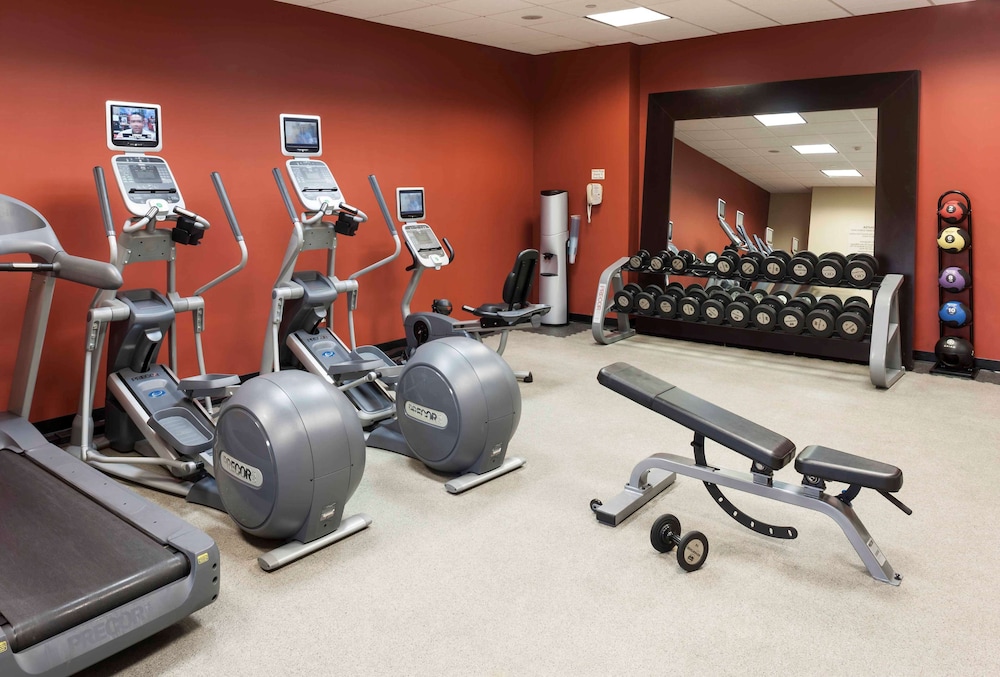 Hilton Garden Inn Dallas-Lewisville 27/79