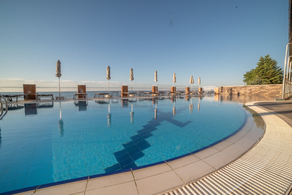 ATIK HOTEL 38/73