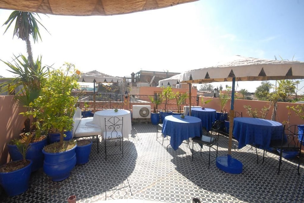 Hotel Riad Belleville 27/34