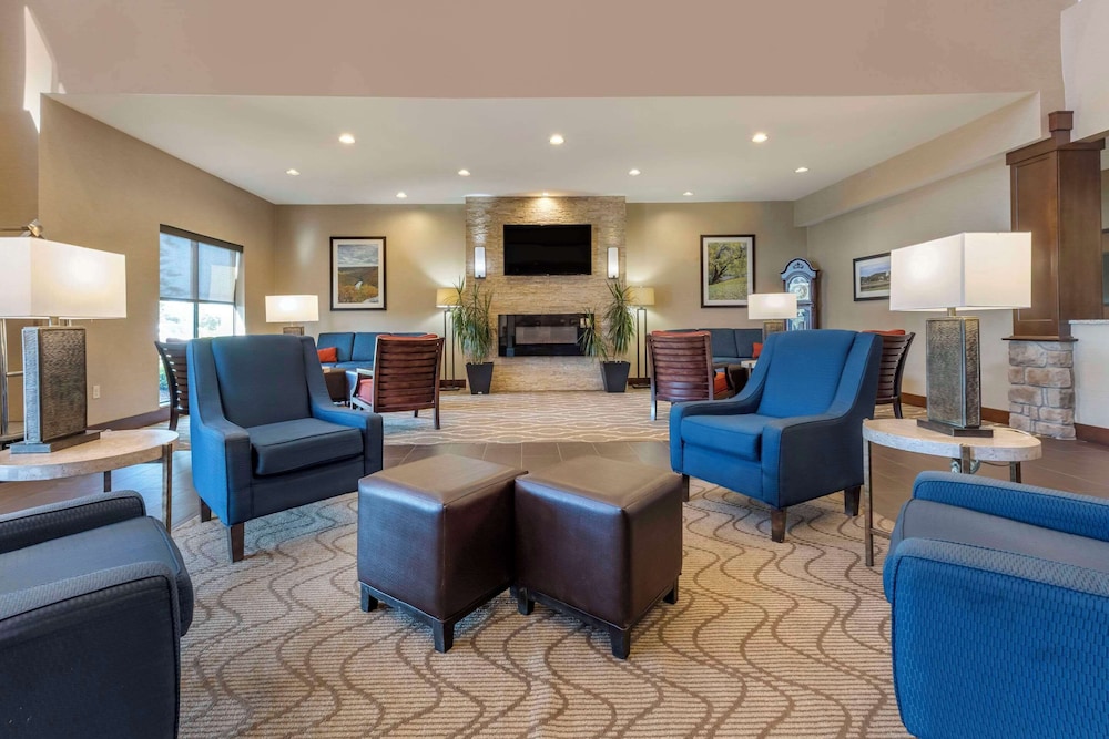 Comfort Suites Bridgeport Clarksburg 17/33