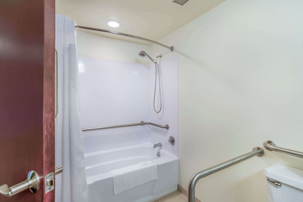 Burrstone Inn, an Ascend Collection Hotel 55/55
