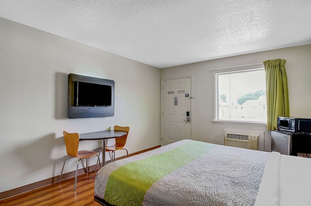 Motel 6 Charles Town Wv 13/60