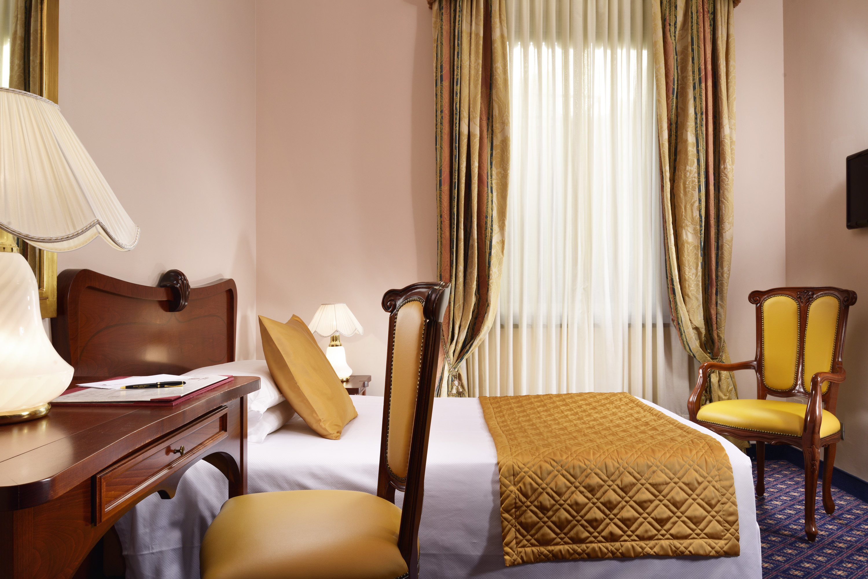 غرفة قياسية مفردة بسرير مزدوج، Berchielli Hotel 3/3