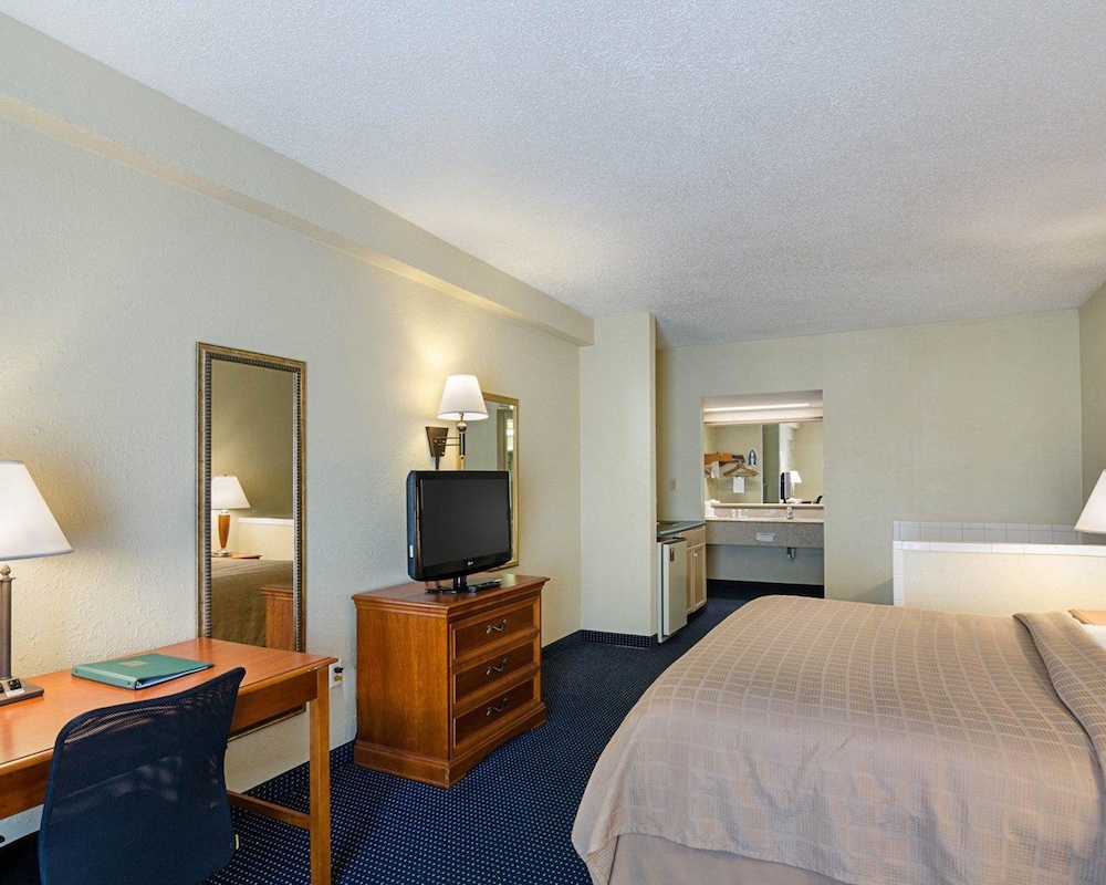 Quality Inn Troutville Roanoke North 10/43