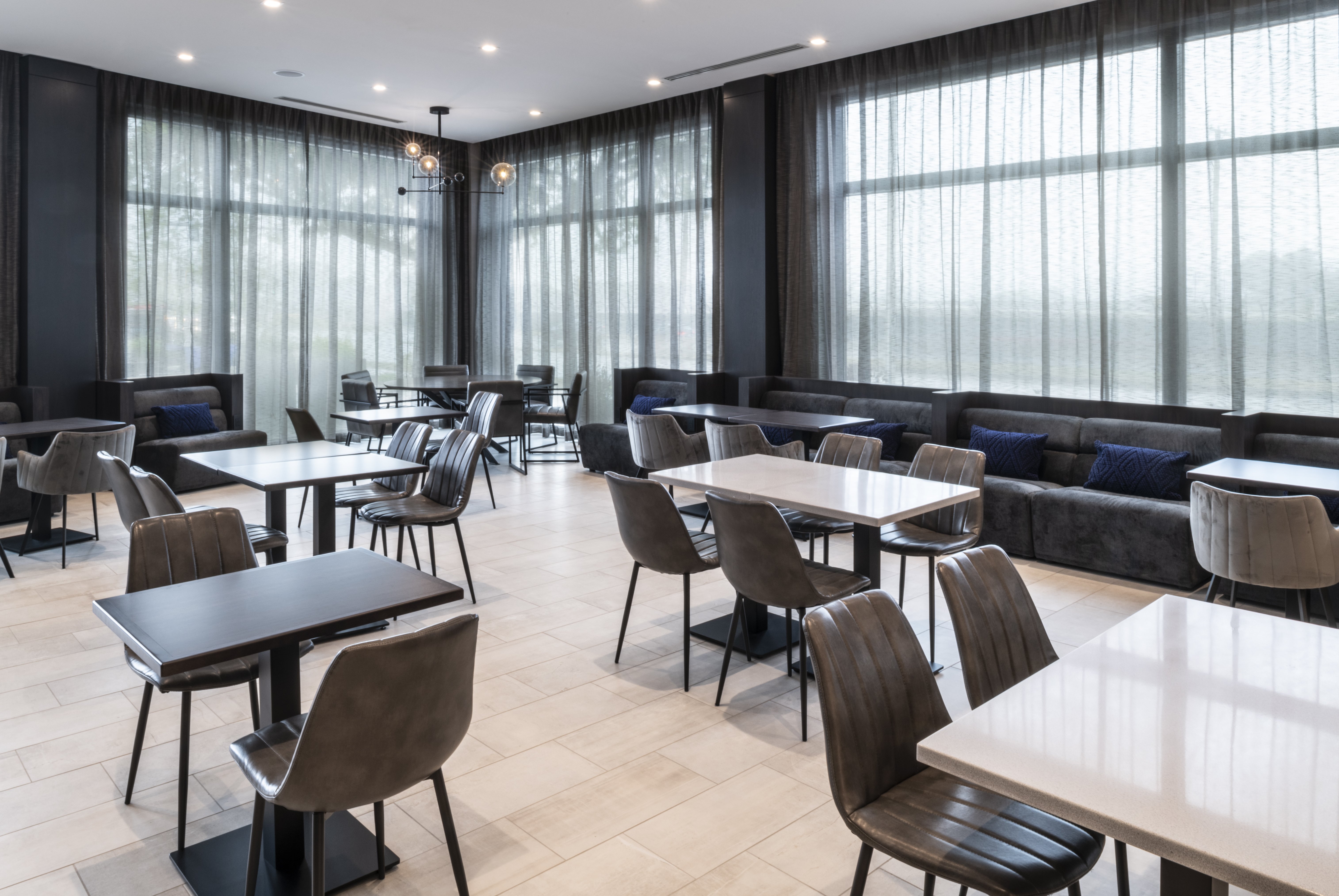 Staybridge Suites Boston Logan Airport - Revere 48/63