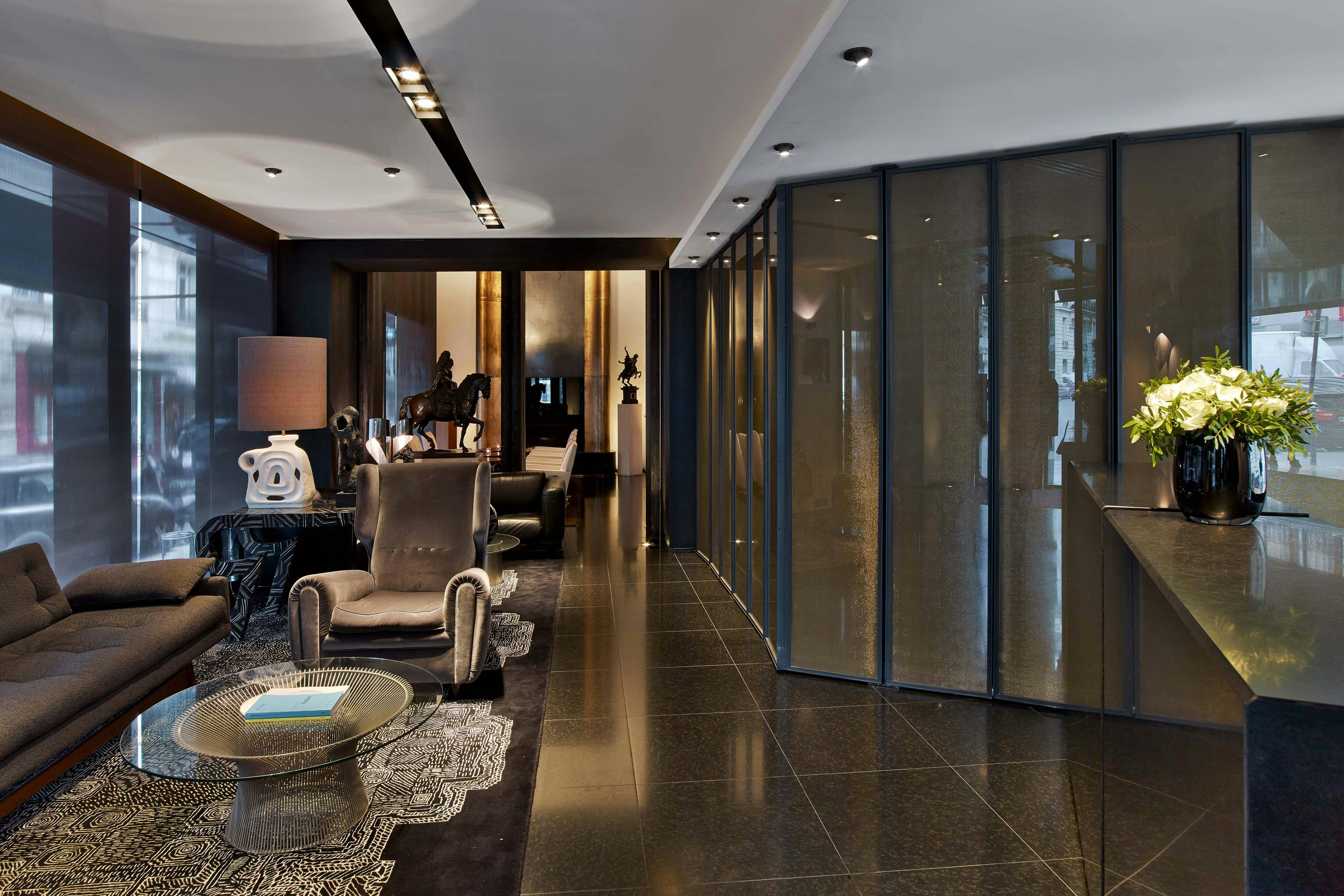 Lobby at Le Metropolitan Paris Tour Eiffel, a Tribute Portfolio Hotel, PARIS
