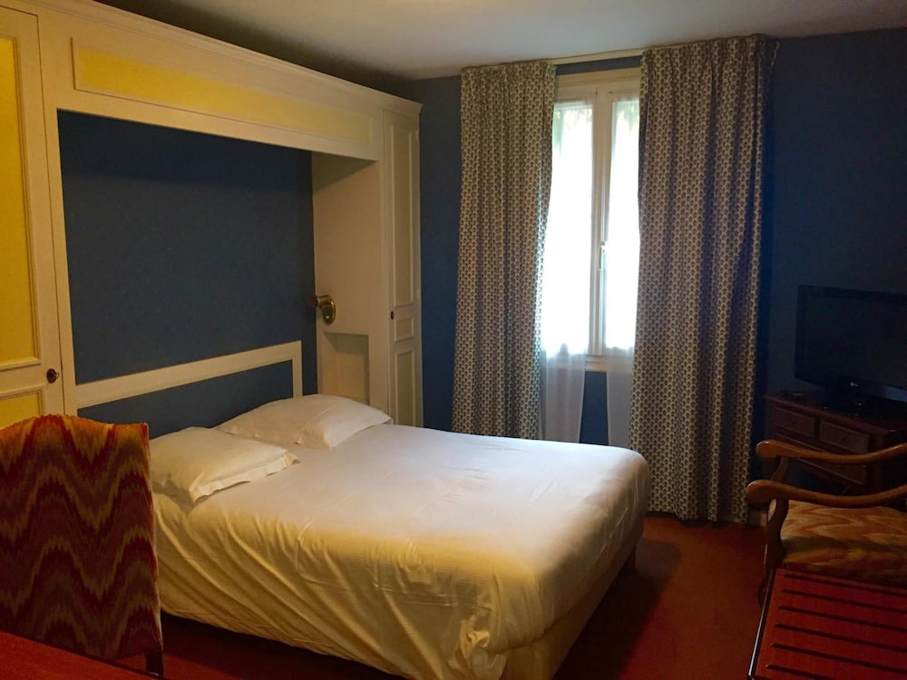 Hotel de Normandie 9/31