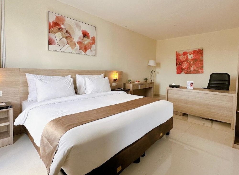 Aimas Hotel and Convention Centre 11/50