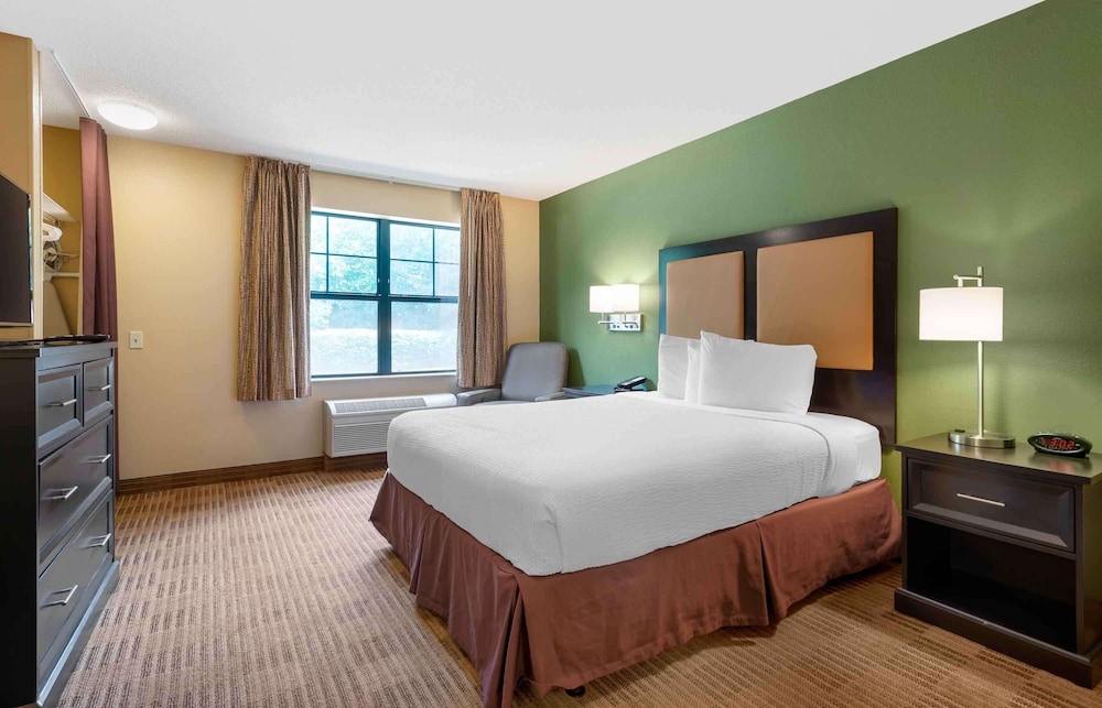 Extended Stay America Suites Princeton - West Windsor 28/56