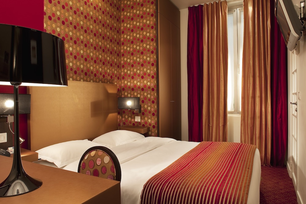 Hotel Star Champs Elysees 36/47
