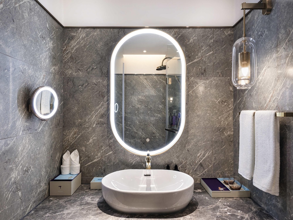 Mercure Nantong Downtown 64/65