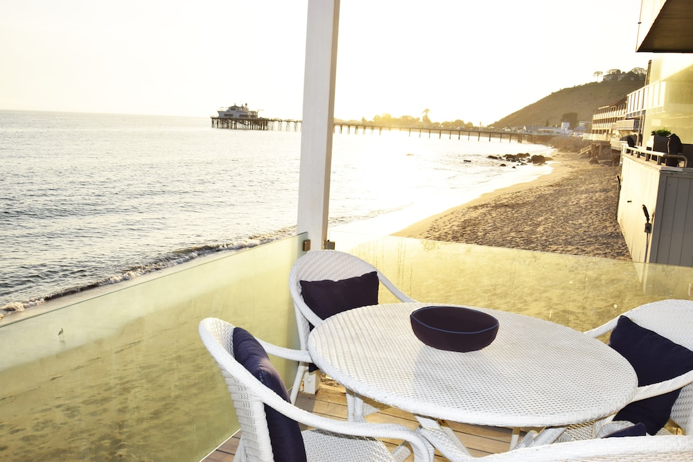 Malibu Beach Paradise Apartments 34/50