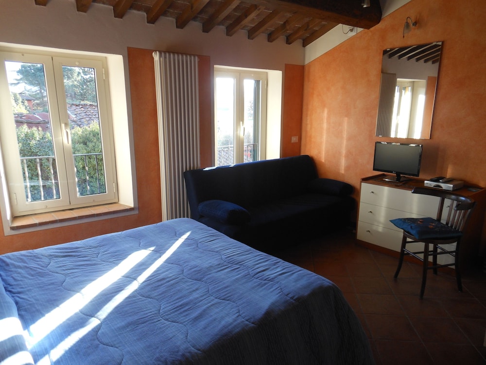 Bed & Breakfast La Corte 9/25