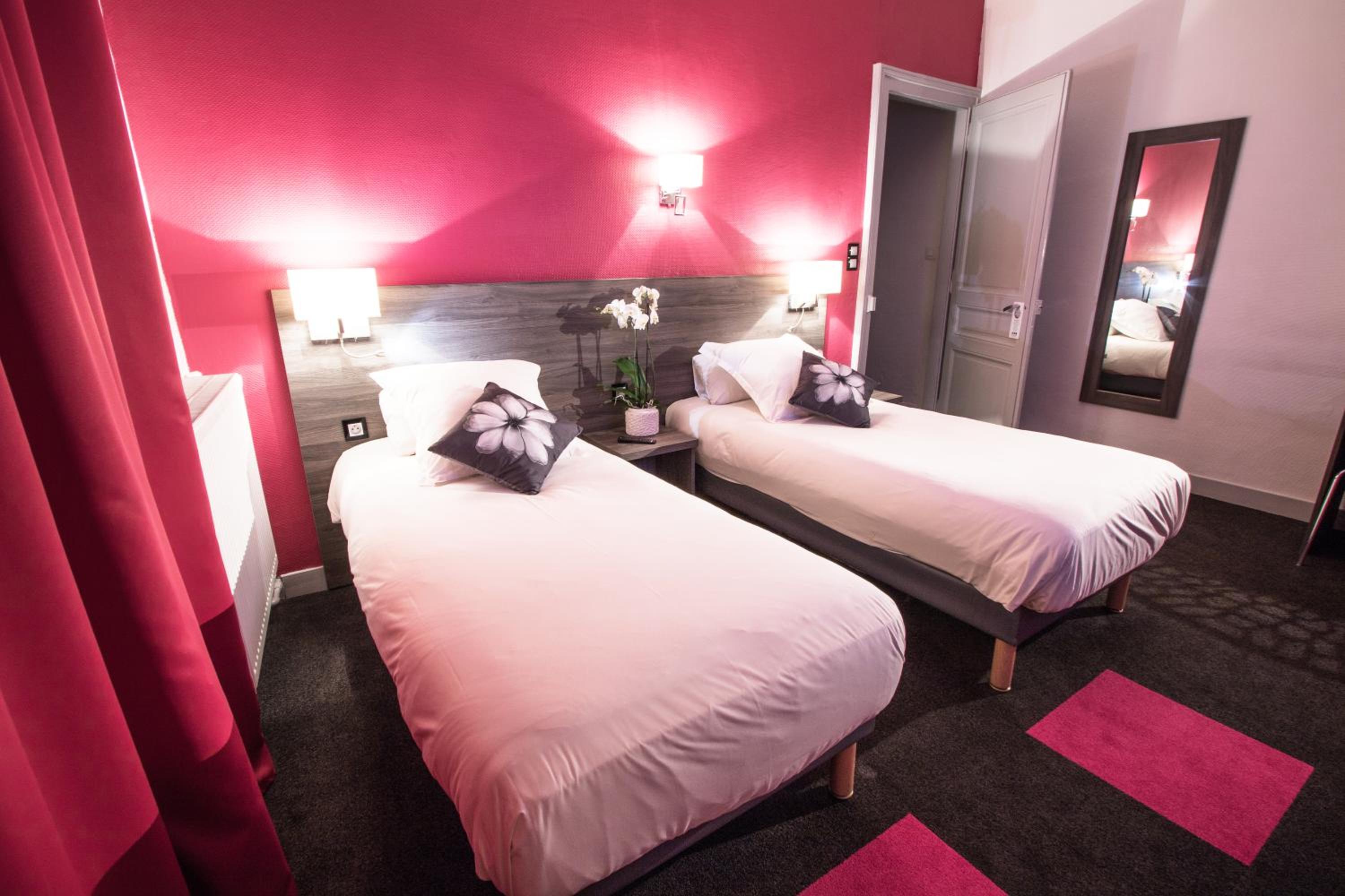 غرفة بسريرين منفصلين، COMFORT HOTEL ACTUEL CHAMBERY CENTRE 3/10