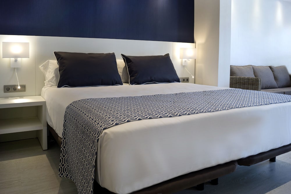 Catalonia del Mar - Adults Only 12/64
