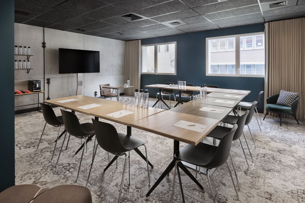 Ibis Styles Amiens Centre 63/76