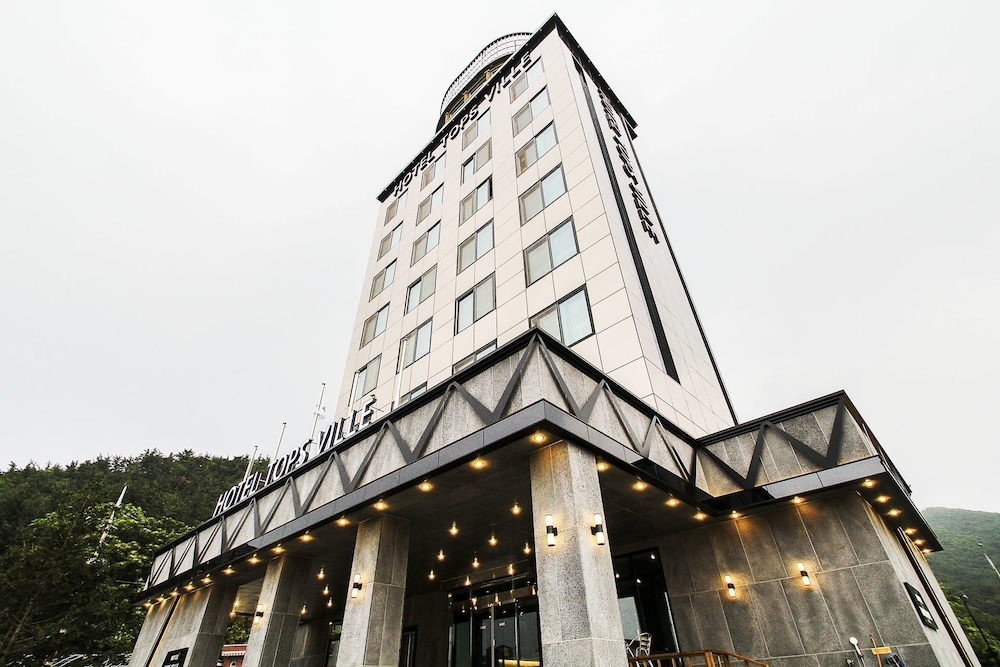 Hotel Tops Ville 1/43
