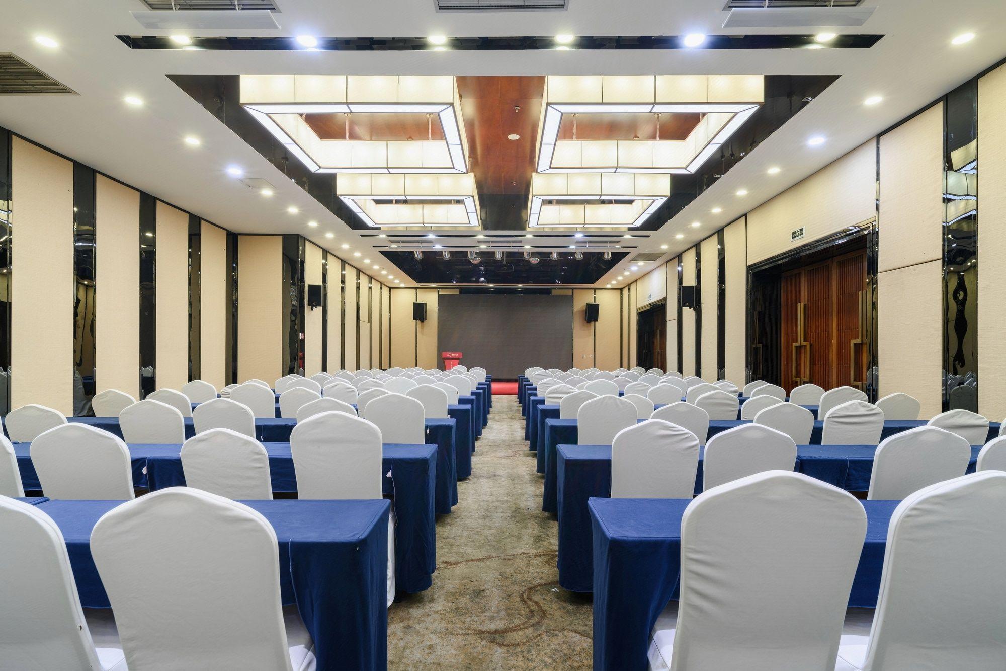 Kuangyi Hotel 32/42