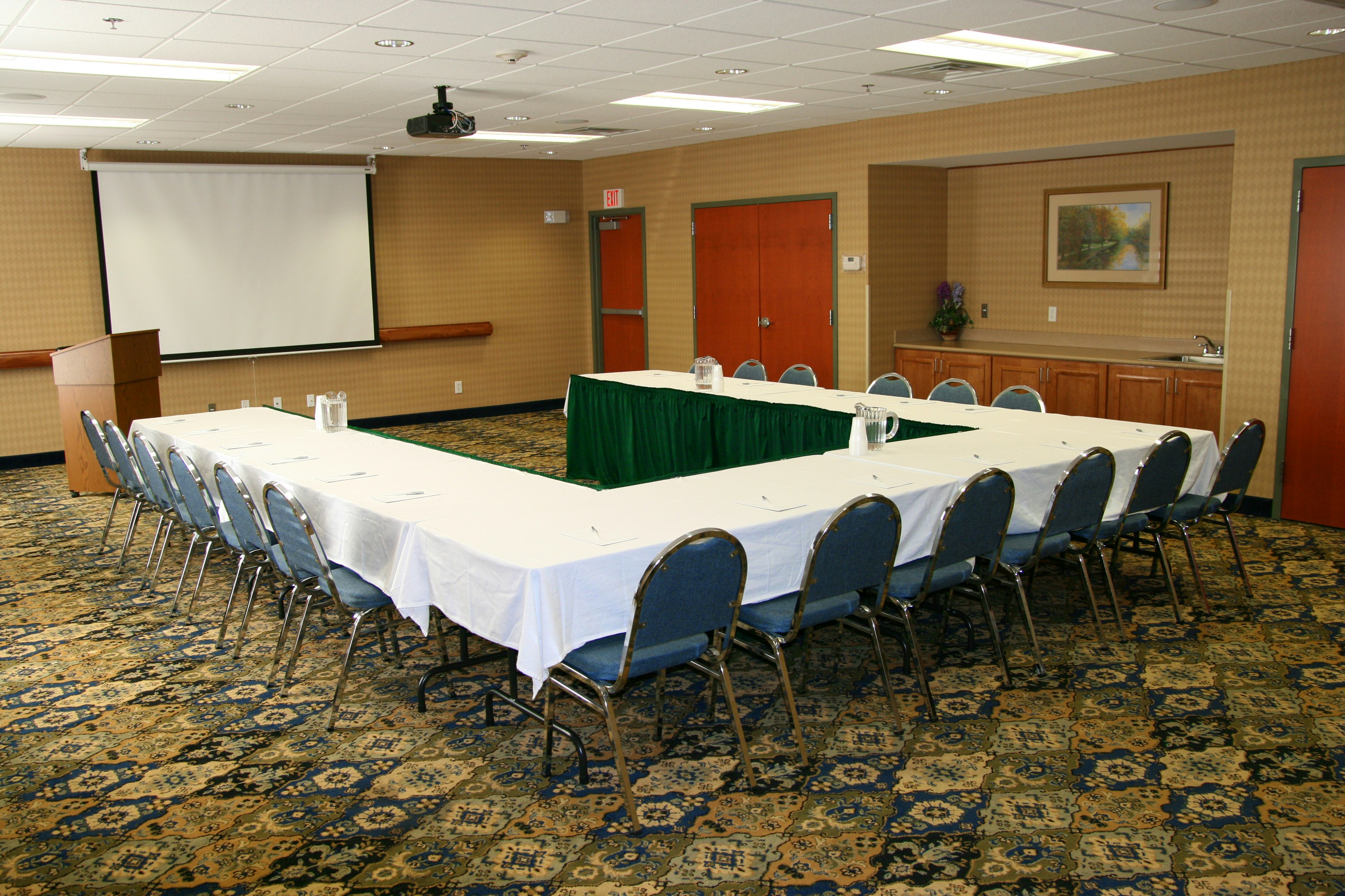 Hampton Inn And Suites Jamestown 33/37