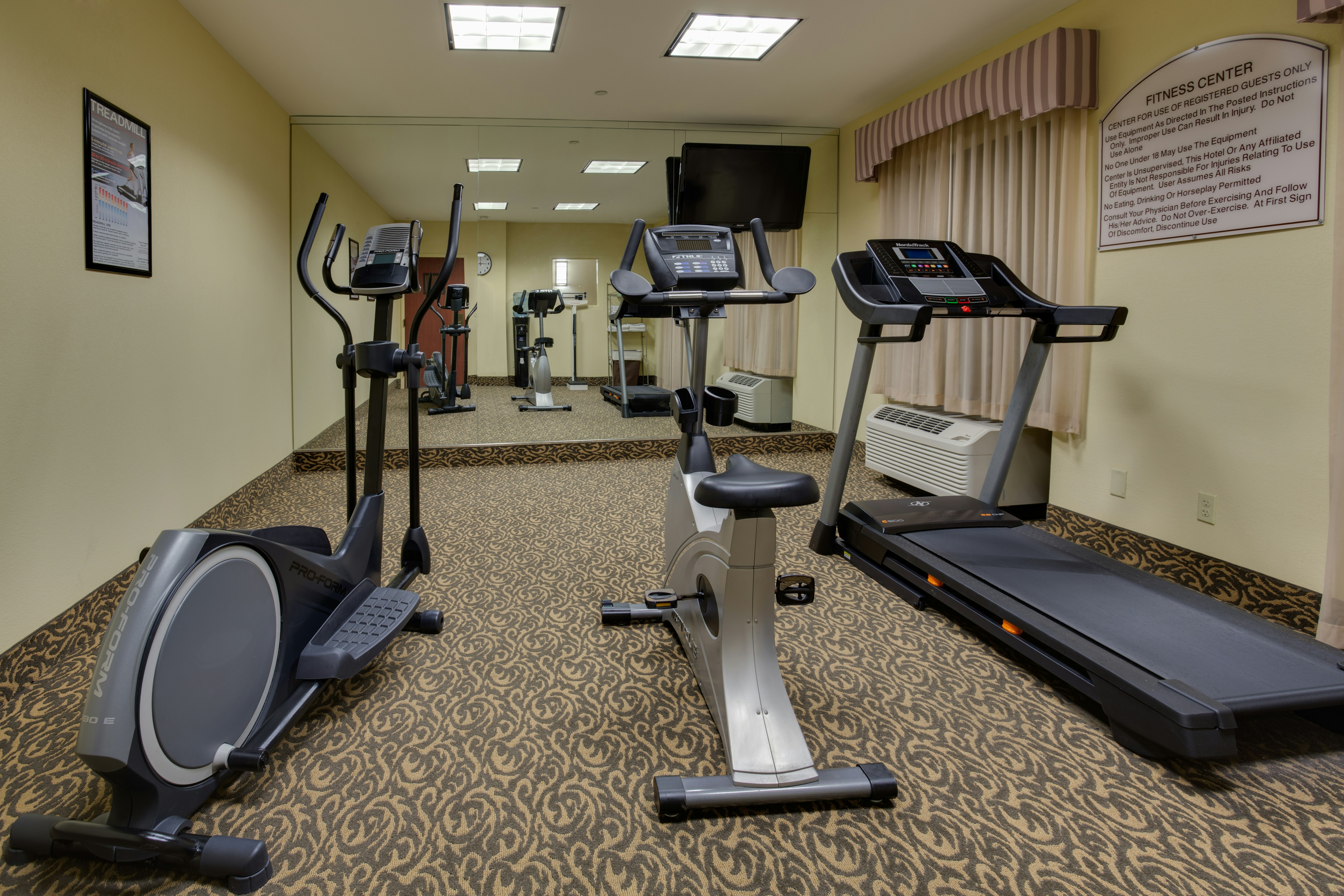 Holiday Inn Express Hotel & Suites Sebring 40/73