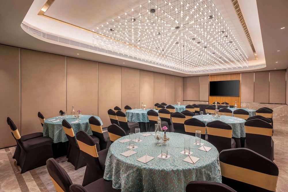 Park Inn by Radisson Jalandhar 18/28