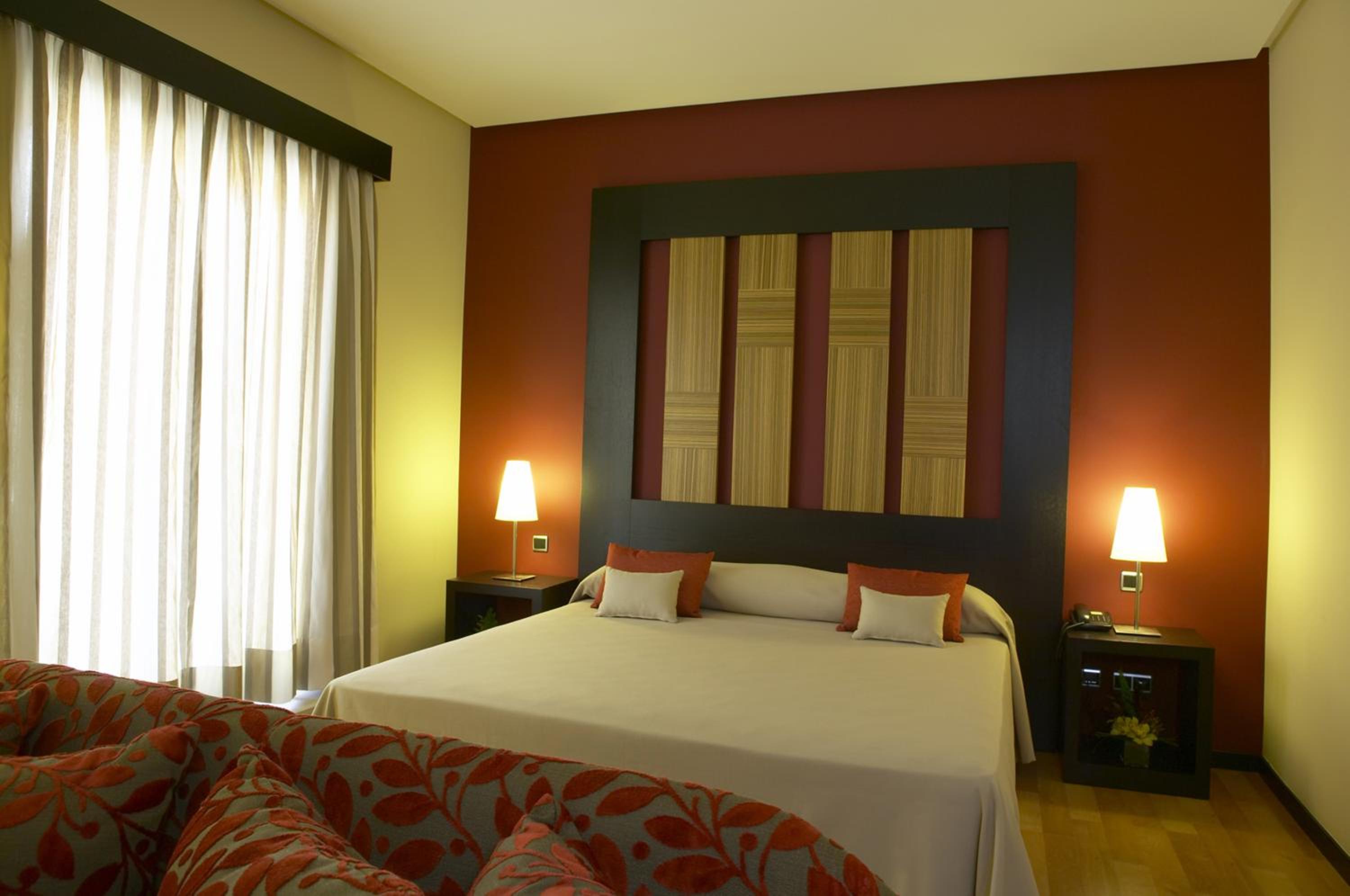 Room at Hotel Lisboa, LISBON