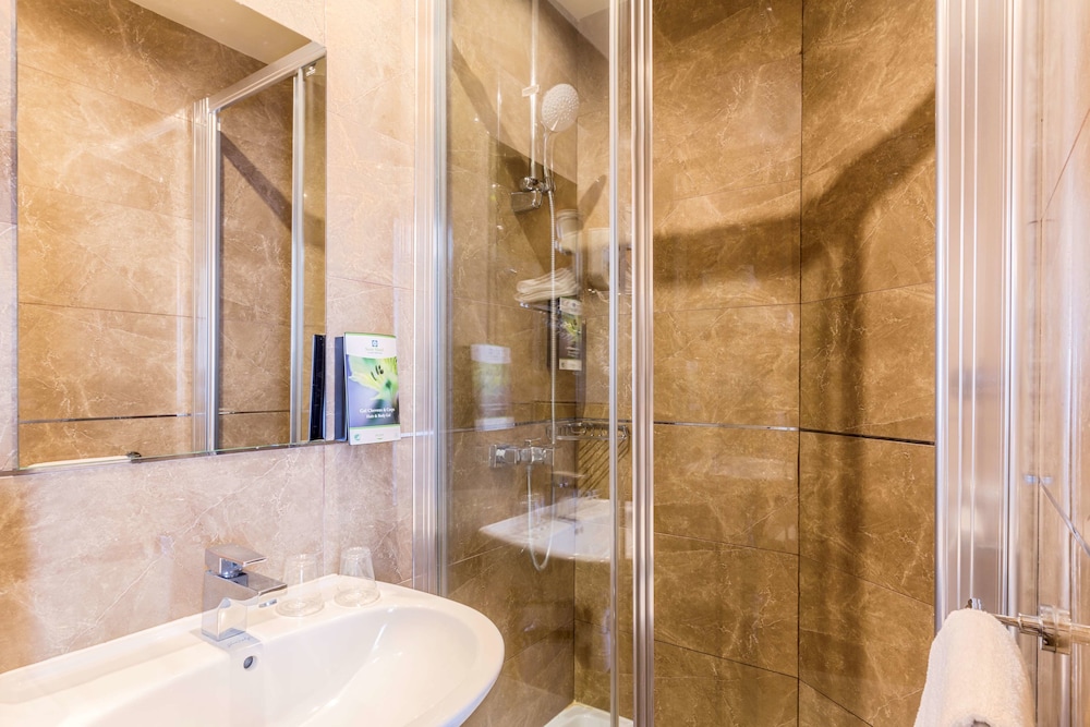 Sure Hotel By Best Western Paris Gare Du Nord 7/39