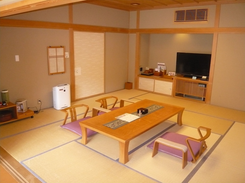 Kinseikan Seseragi 31/50