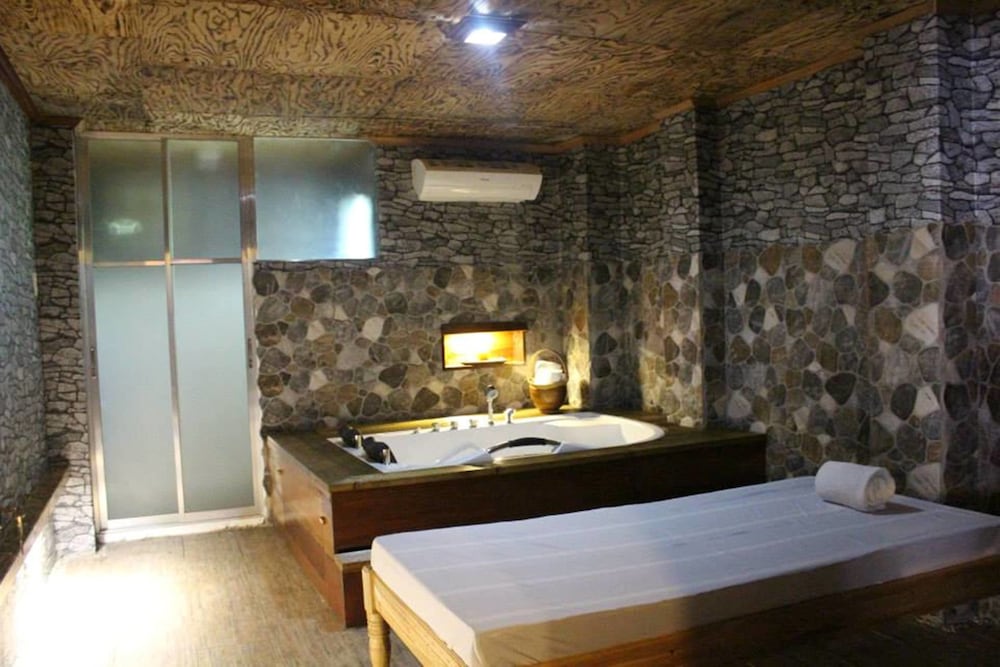 Anda De Boracay White Sand Resort 33/67
