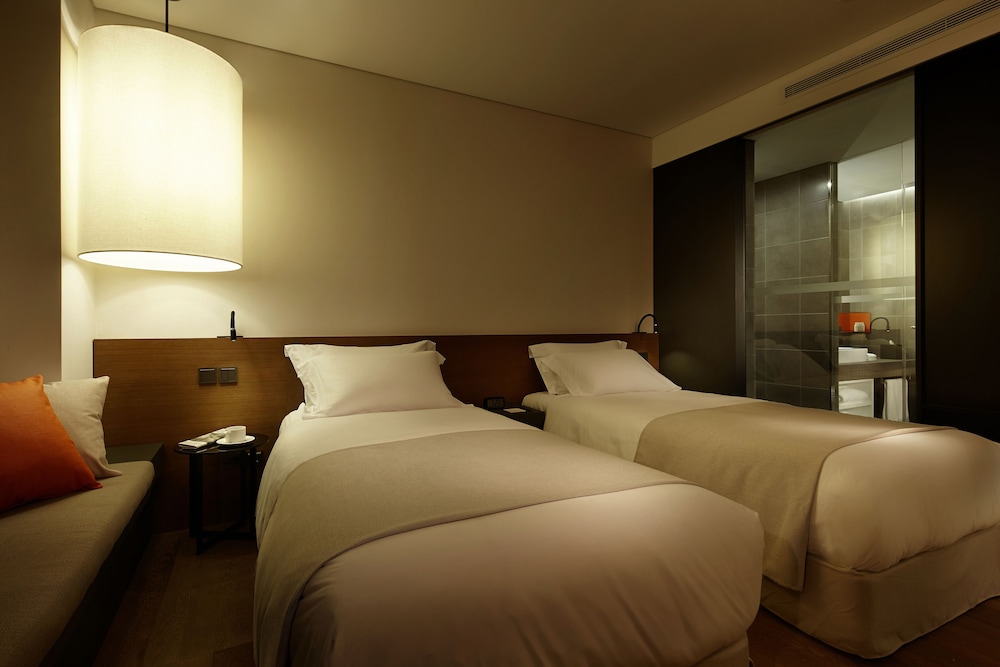 Shilla Stay Gwanghwamun 13/63