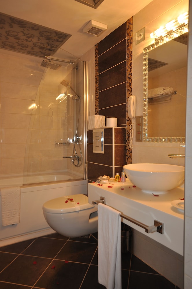Grand Atakum Hotel 47/50