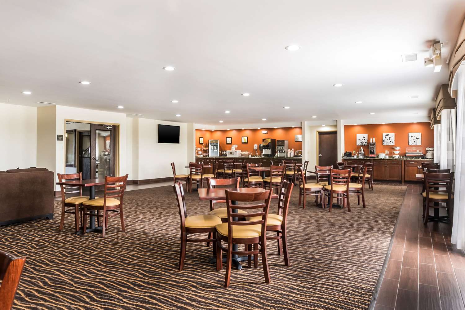 Sleep Inn & Suites North Liberty - Liberty City 33/43