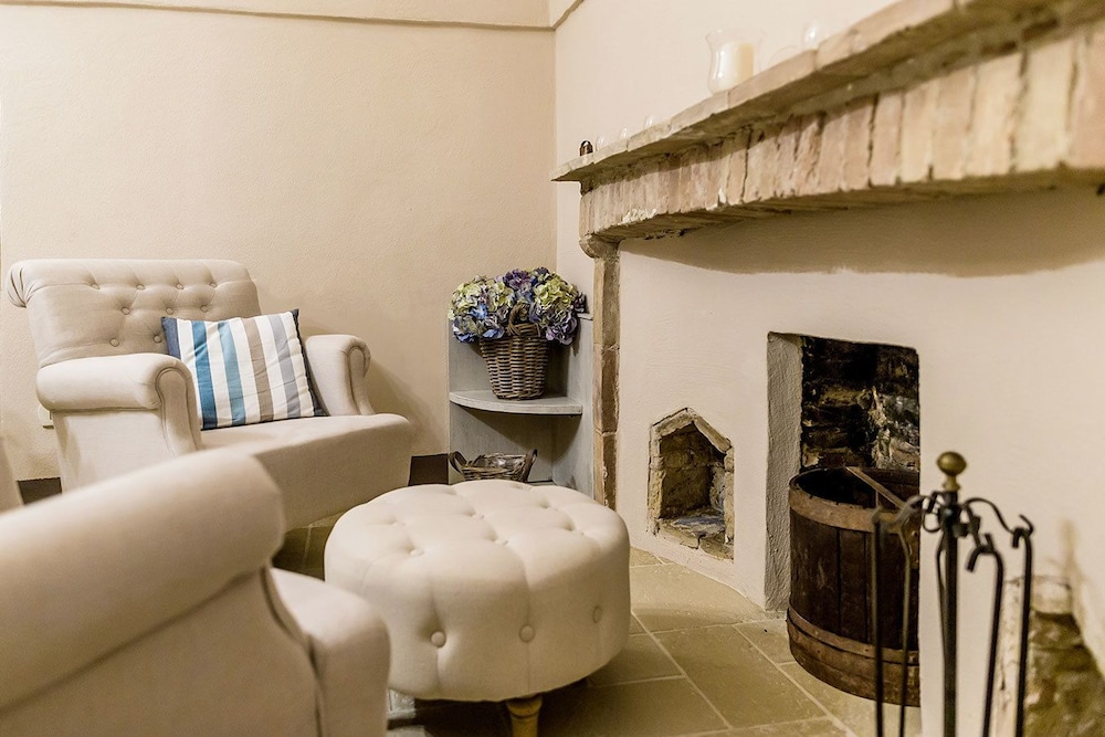 Borgo San Gaetano 28/50