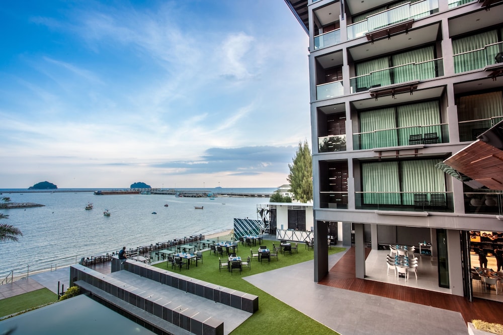 Att Boutique Hotel 3/66