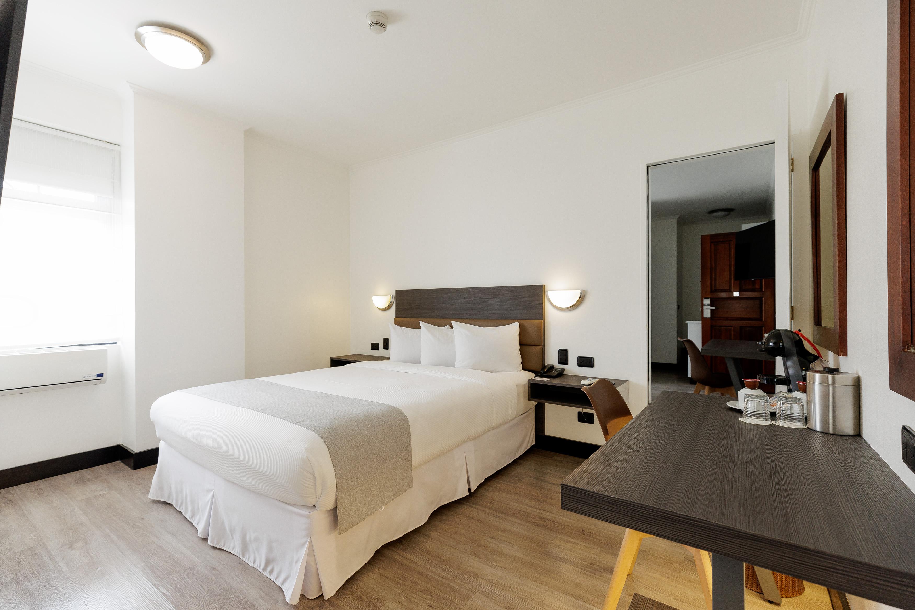 Suite, Street View