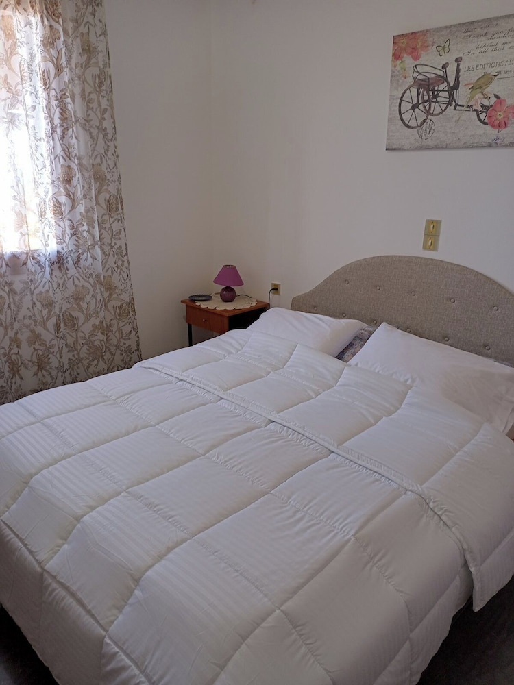 Villa Katerina Holiday Apartments 4/40