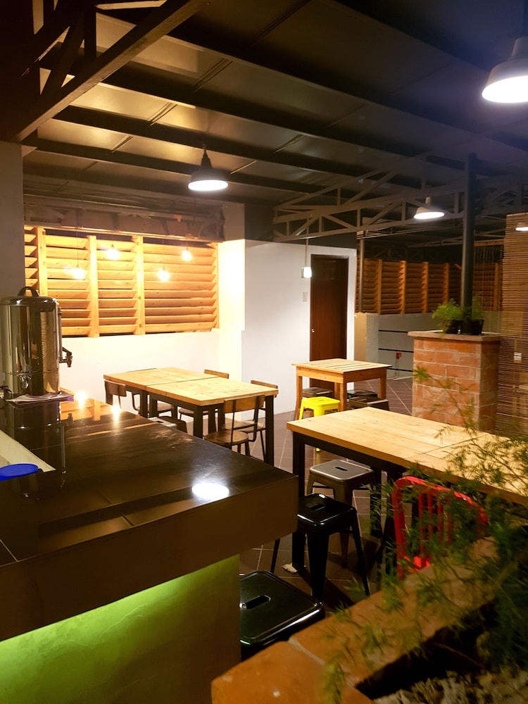 Aliria Bed And Breakfast 41/46