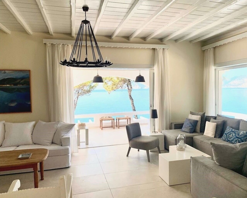 Marpunta Resort 46/65