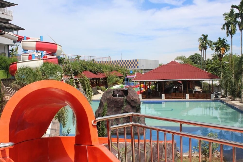 Imelda Waterpark Hotel 13/19