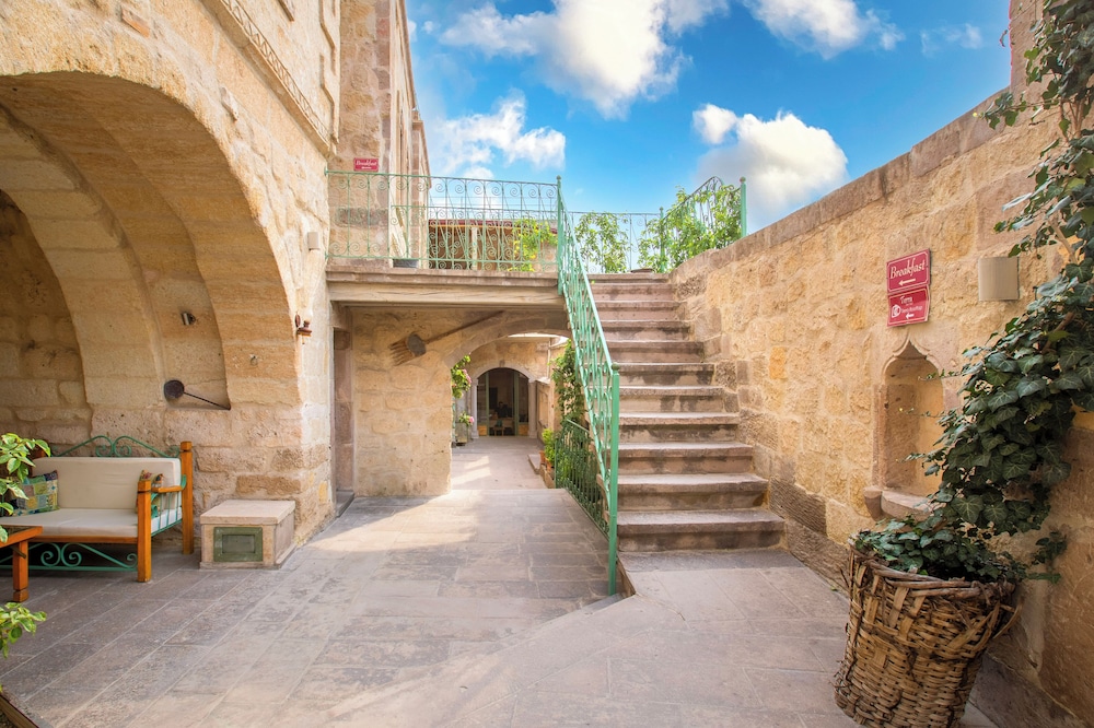 Terra Cave Hotel 22/50