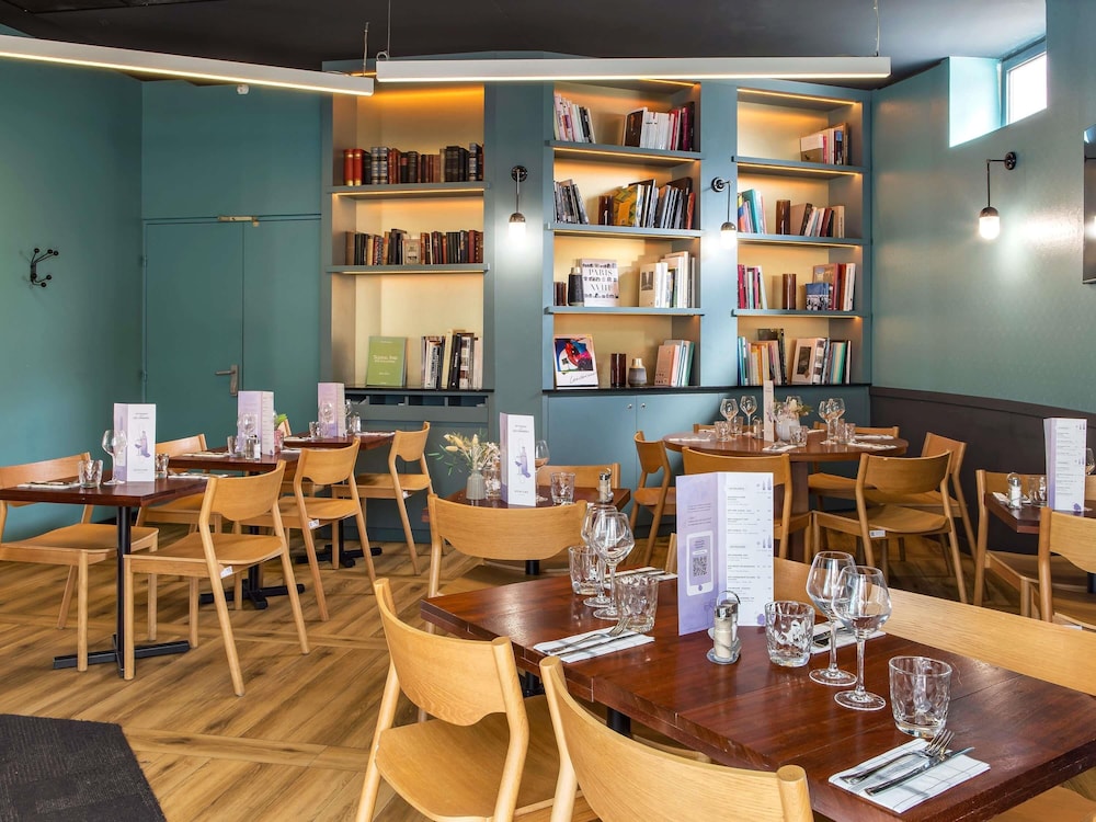 Mercure Paris Saint-Ouen 40/49