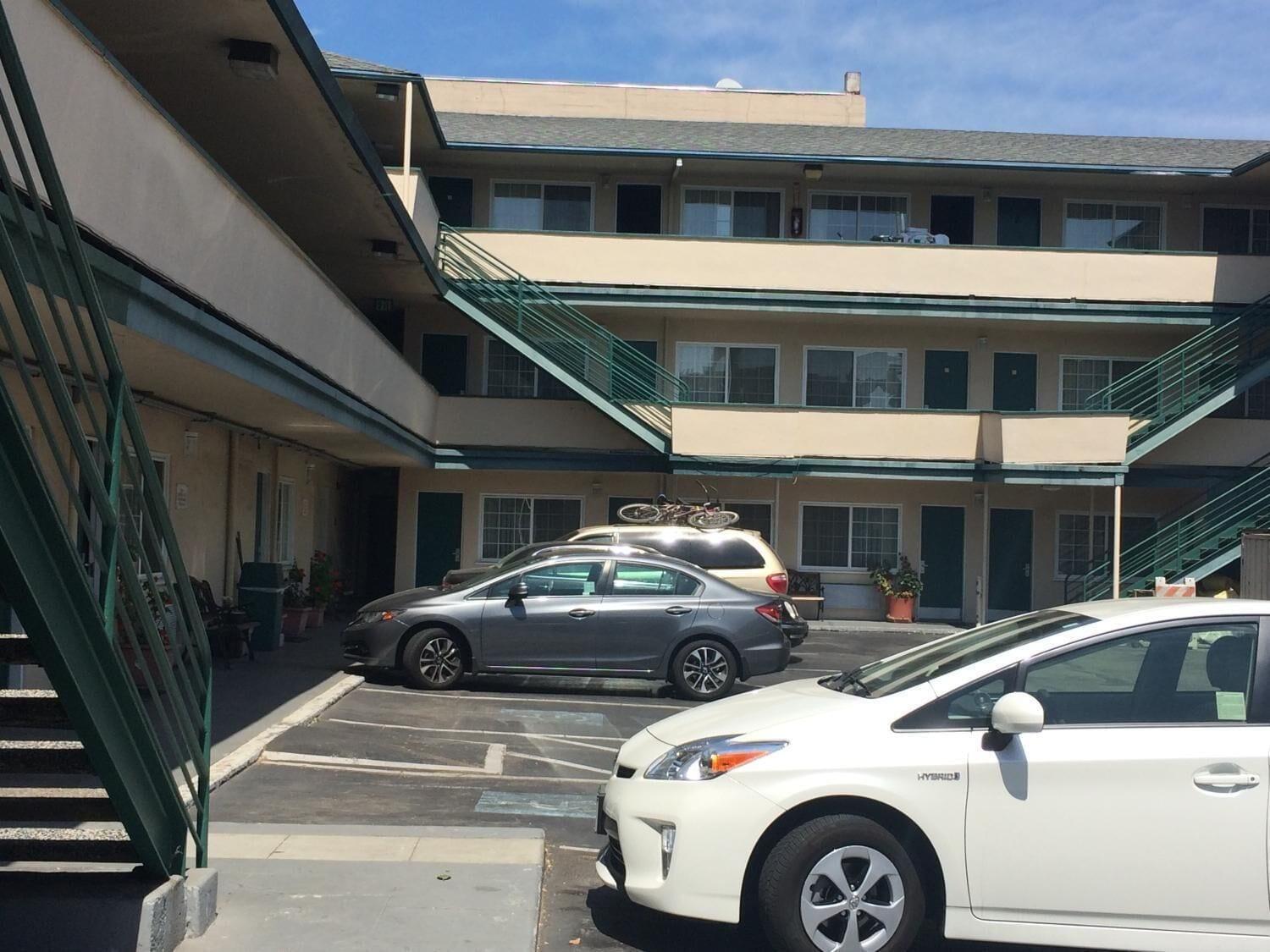 Motel6 San Francisco, CA – Lombard Street 28/35