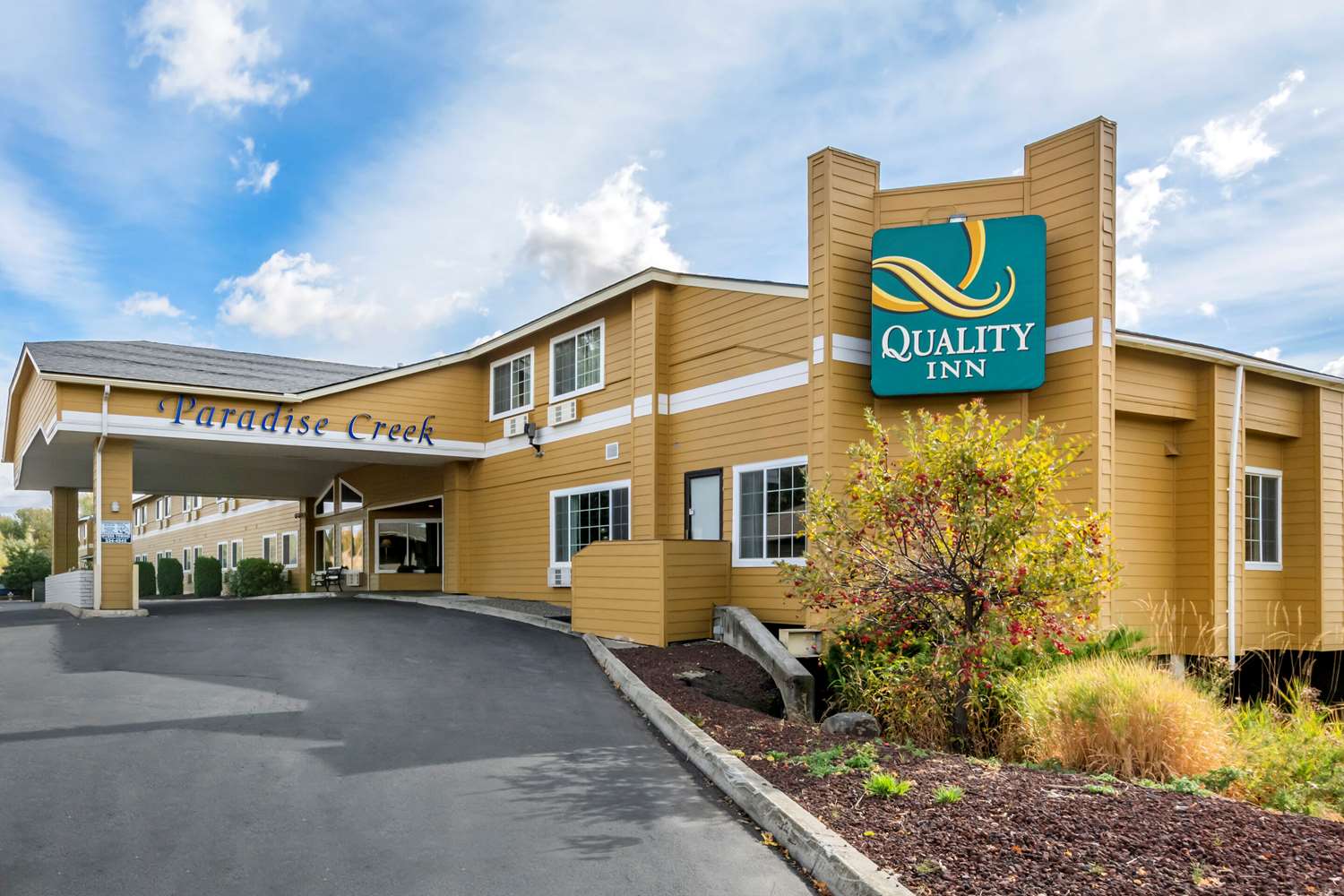Quality Inn Paradise Creek 42/43