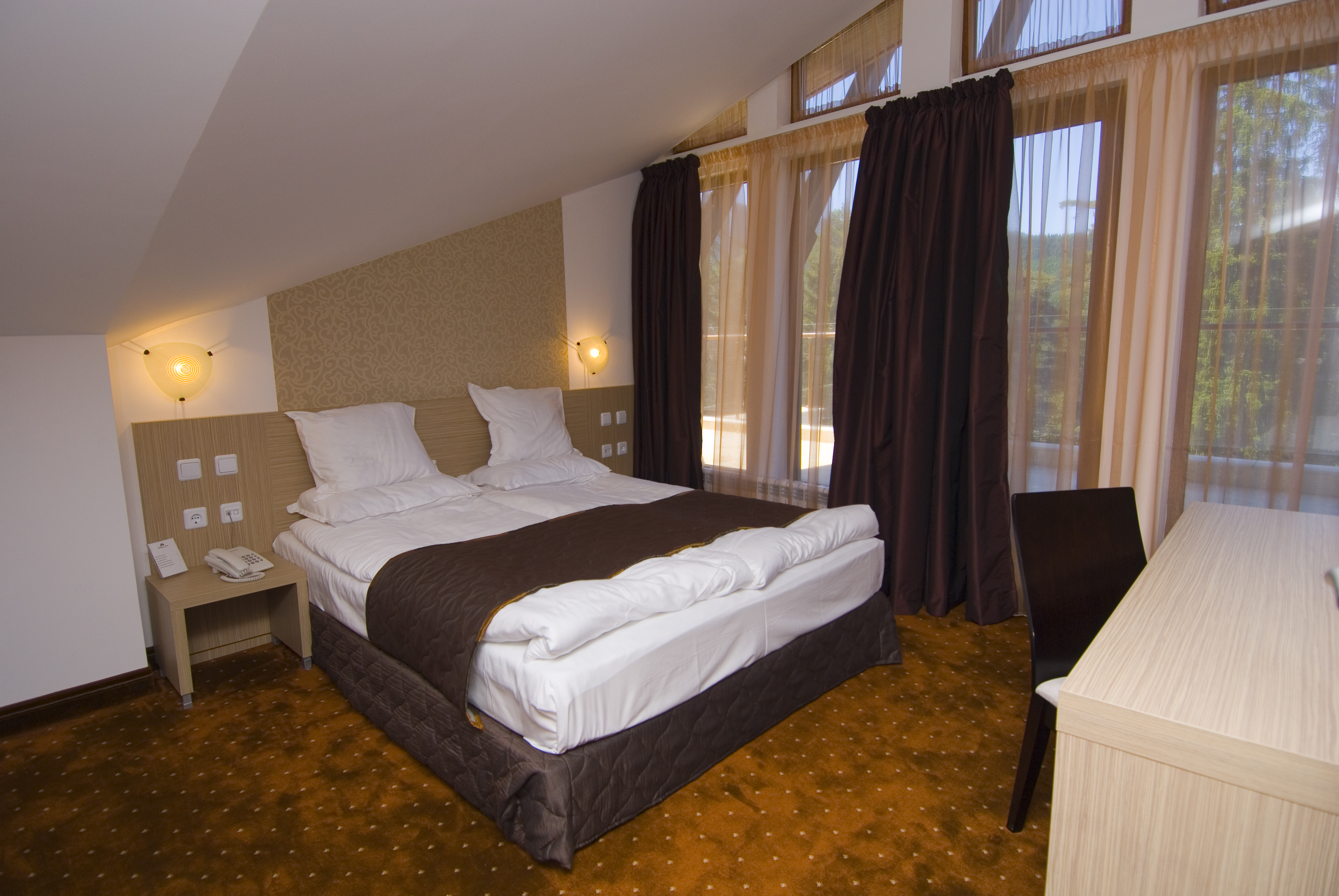 HOTEL RADINAS WAY BOROVETS 11/43