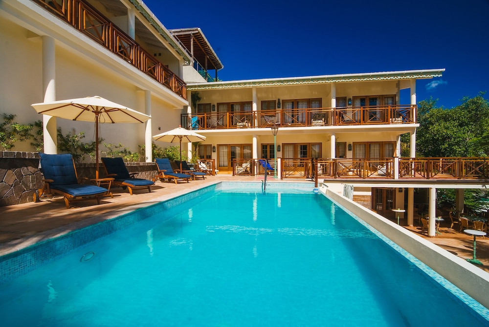 Bequia Beach Hotel 6/78