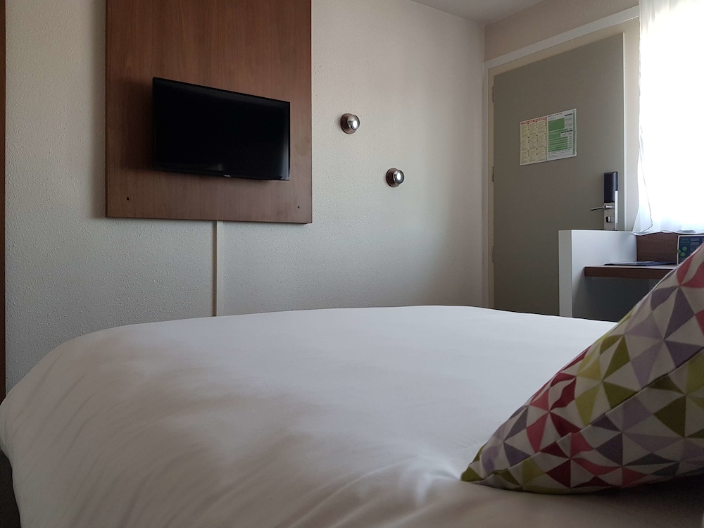 Hotel Campanile Toulouse Blagnac Aeroport 19/66