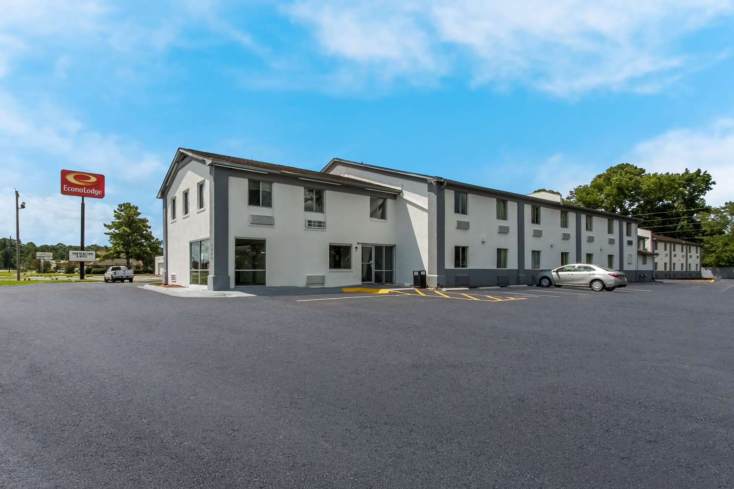 Econo Lodge Cherry Point 41/43