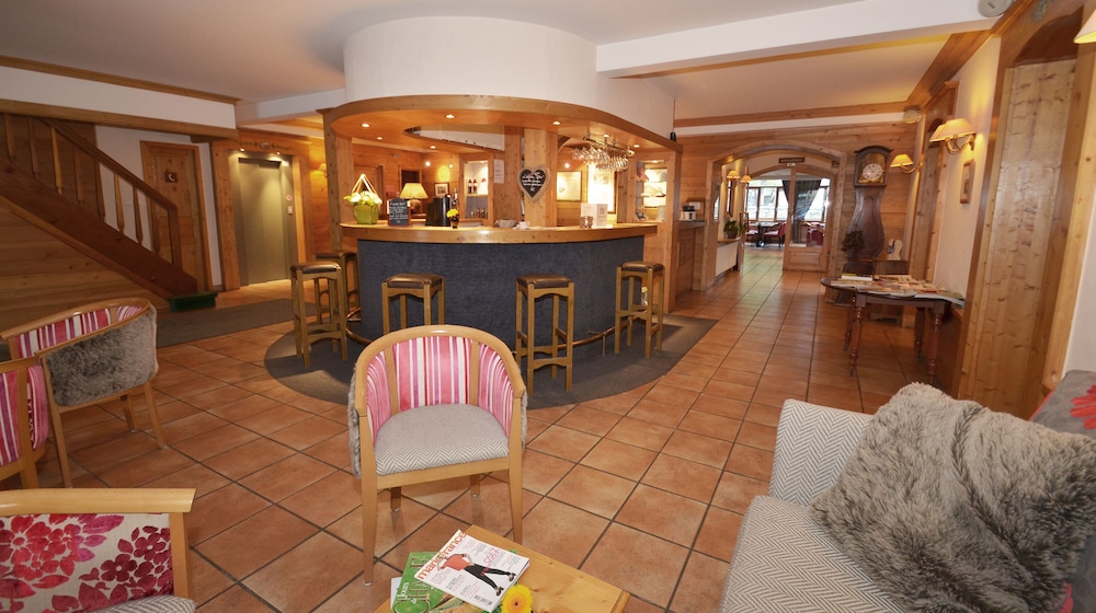 Hotel de L Apos Arve 50/76