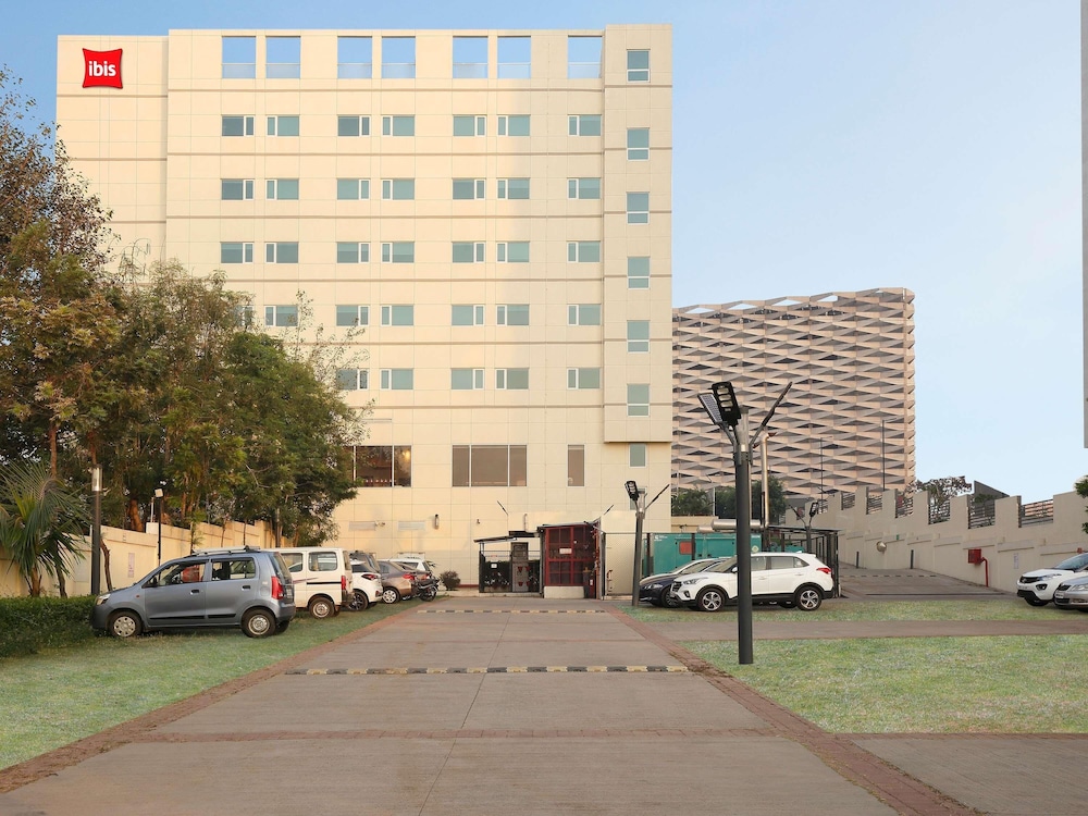 Ibis Pune Hinjewadi 60/67