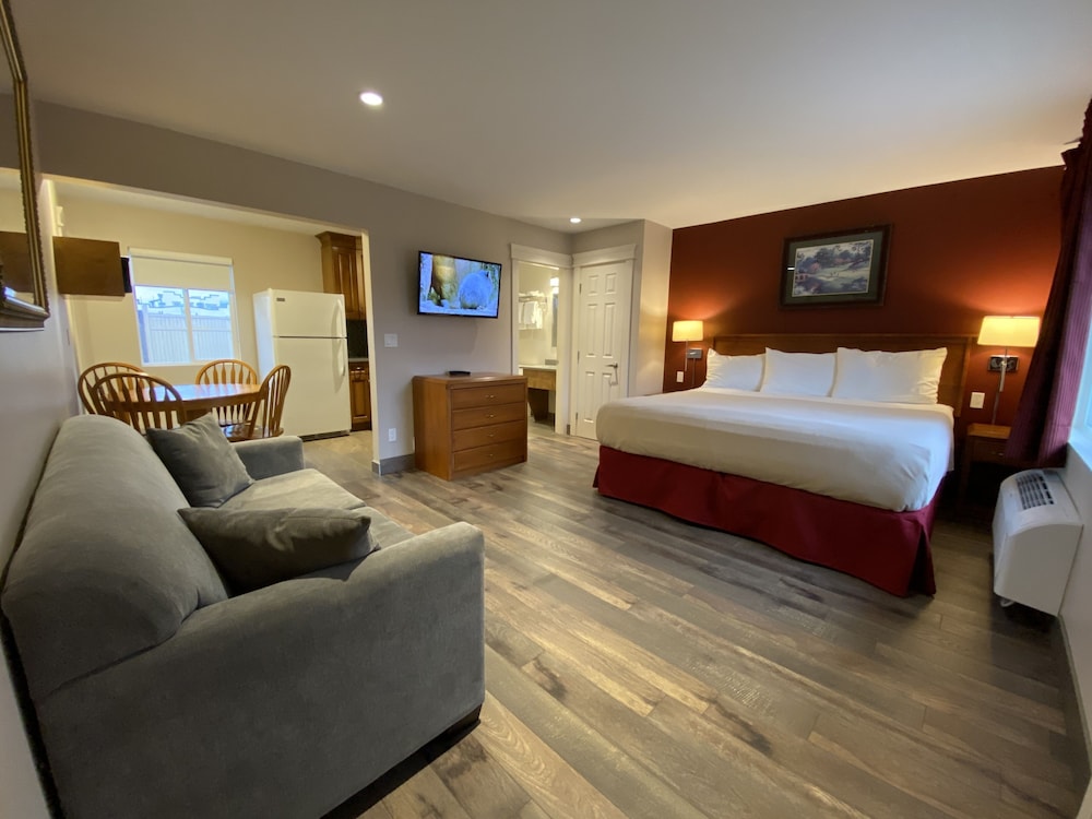 Sahara Courtyard Inn 25/70